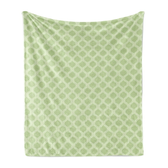 Geometric Soft Flannel Fleece Throw Blanket, Pastel Monochrome Traditional Style Quatrefoil Shapes in Continuous Pattern, Cozy Plush for Indoor and Outdoor Use, 50" x 70", Pastel Green, by Ambesonne