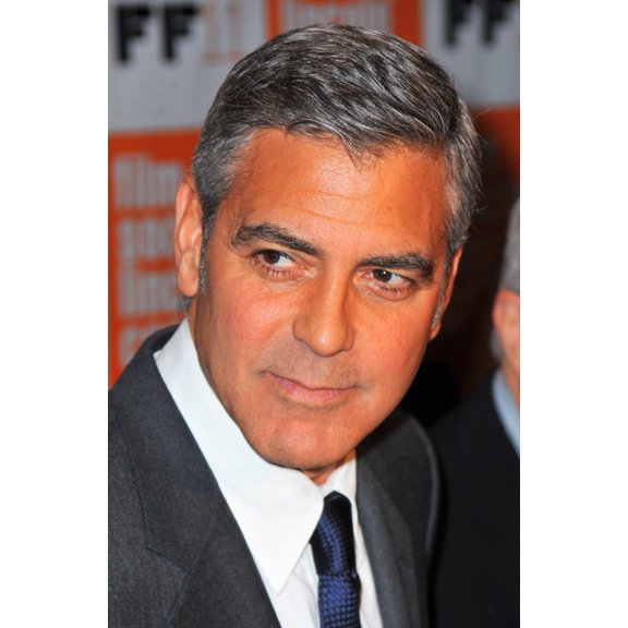 George Clooney At Arrivals For The Descendants Gala Premiere Screening At The 49Th New York Film Festival Print (8 x 10)