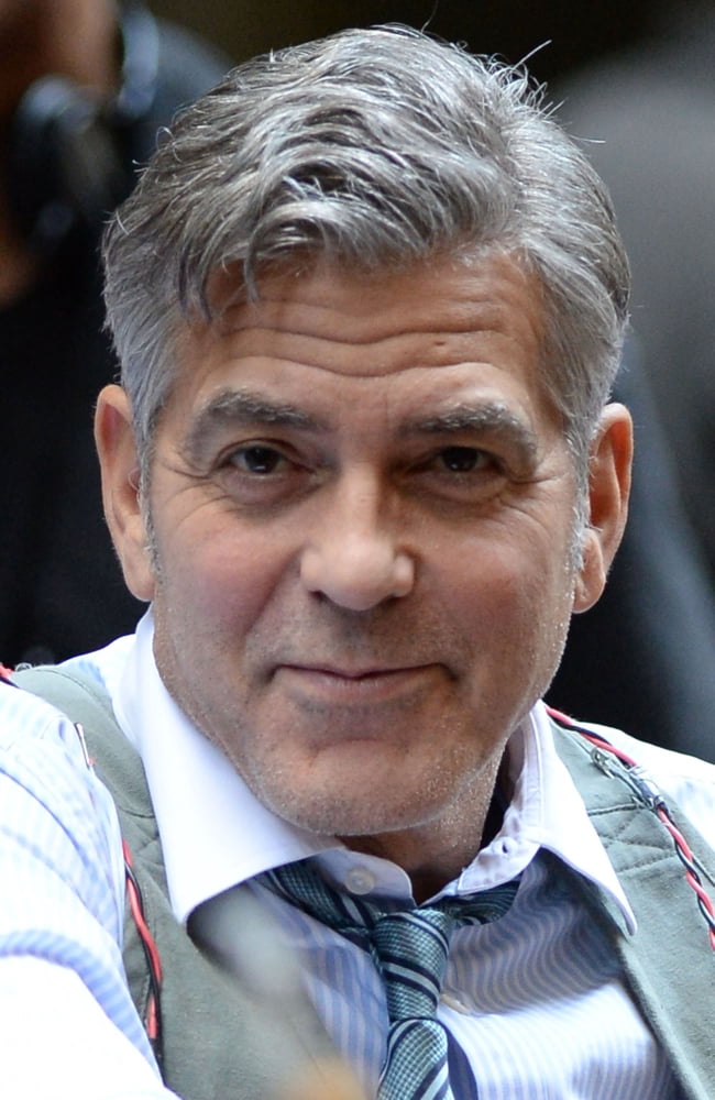 George Clooney On Location For Money Monster Movie Shoot Canvas Art - (16 x 20)