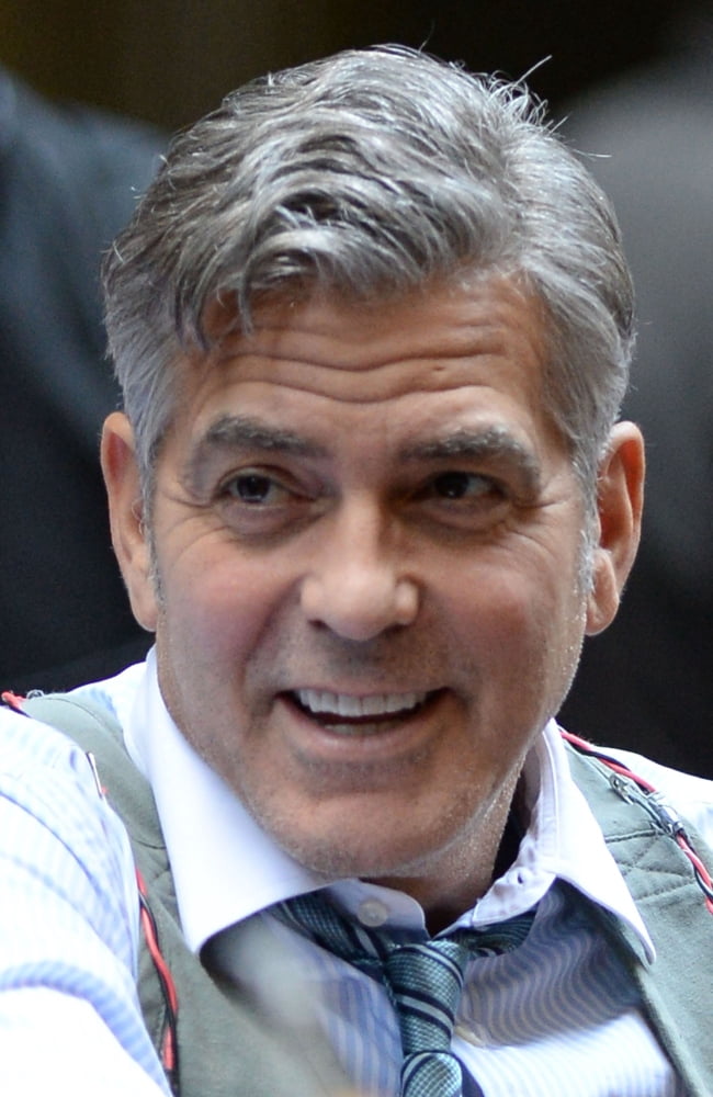 George Clooney On Location For Money Monster Movie Shoot Canvas Art - (16 x 20)