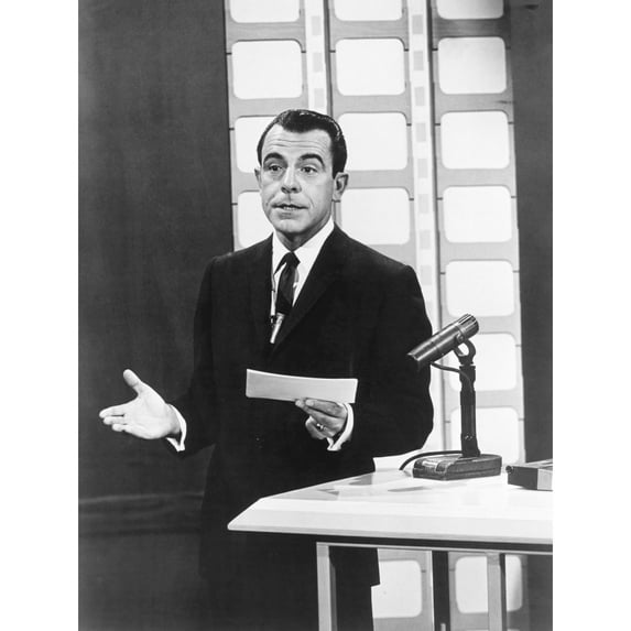 George Fenneman 1950S Photo Print (8 x 10)