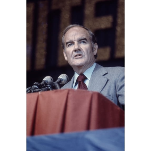 George Mcgovern History (18 x 24)