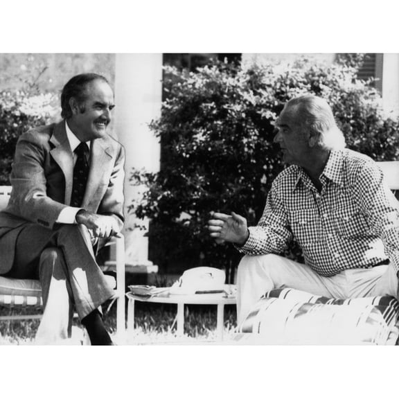 George Mcgovern History (36 x 24)