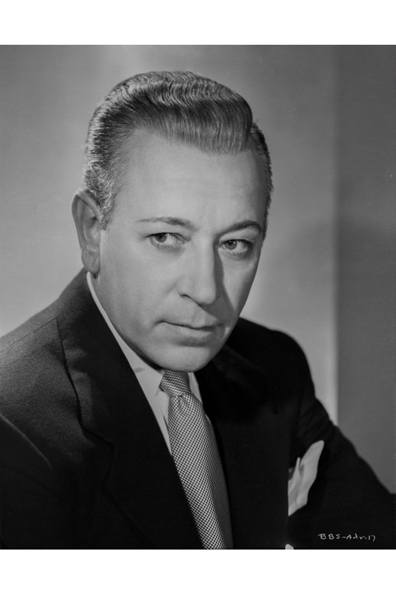George Raft Posed in Suit with Straight Face Photo Print (8 x 10)