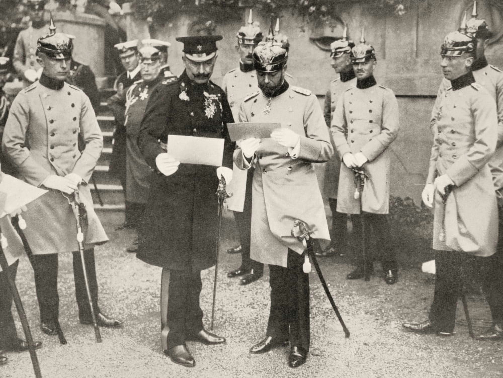 George V Of England (Right) Visiting His Cousin The Kaiser Wilhelm Ii Of Germany In 1913 From La Esfera 1914 Canvas Art - Ken Welsh Design Pics (34 x 24)