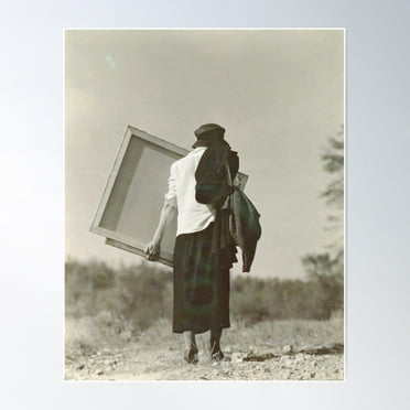 Georgia O'Keeffe - Carrying A Canvas Poster Wall Art, Modern Wall Decor For Living Room Bedroom, 8x12 UNFRAMED