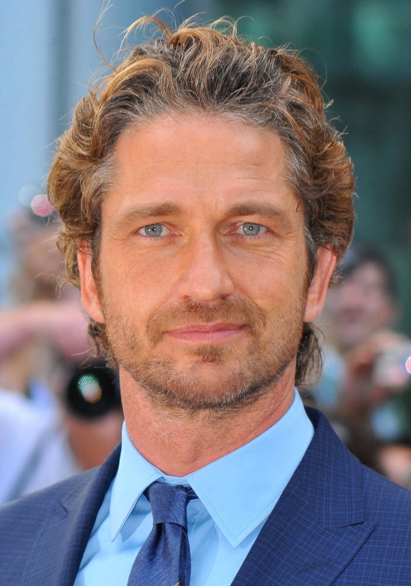 Gerard Butler At Arrivals For Machine Gun Preacher Premiere At The Toronto International Film Festival Canvas Art - (16 x 20)
