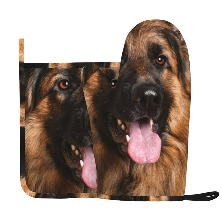 German Shepherd Oven Mitts & Pot Holders (4 Piece Set) German Shepherd Oven Mitts & Pot Holders (4 Piece Set)
