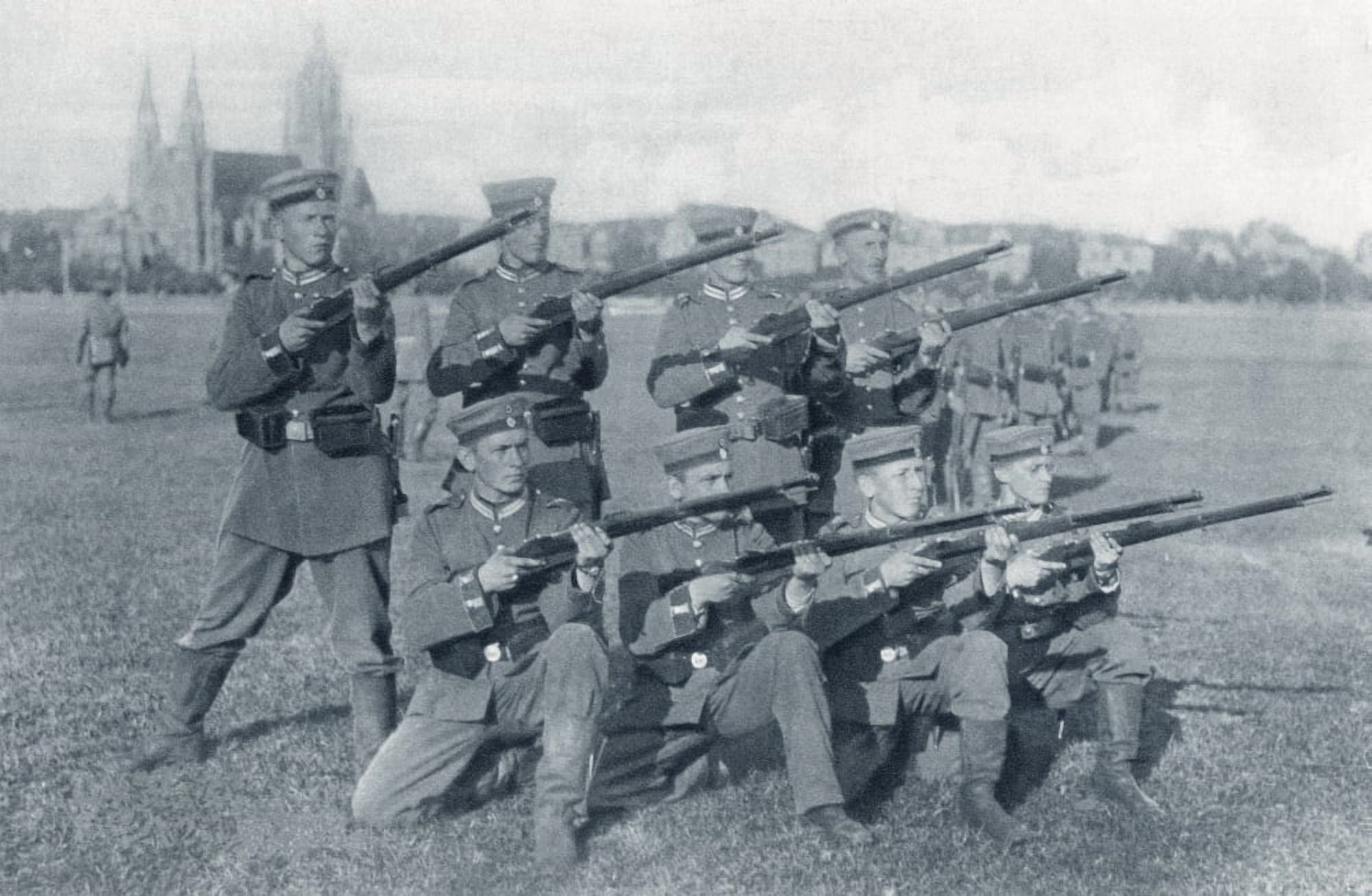 German Volunteers At Drill During World War I From The Illustrated War News 1915 Canvas Art - Ken Welsh Design Pics (18 x 11)