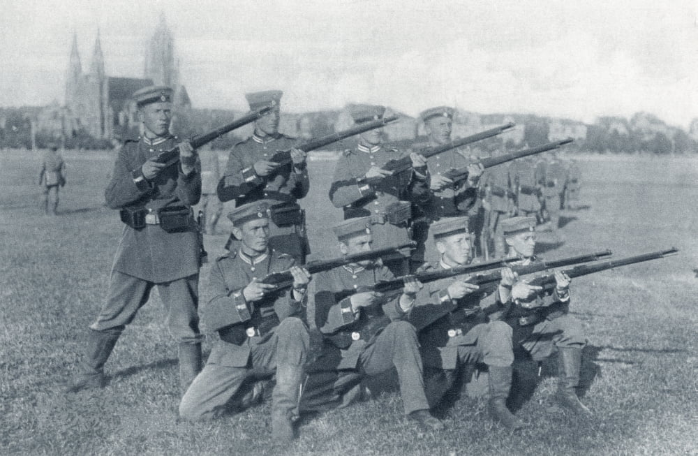 German Volunteers At Drill During World War I From The Illustrated War News 1915 Canvas Art - Ken Welsh Design Pics (36 x 22)