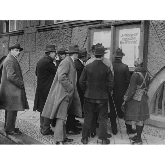 Germans Reading Broadside During The Franco-Belgian Invasion Of Essen History (24 x 18)