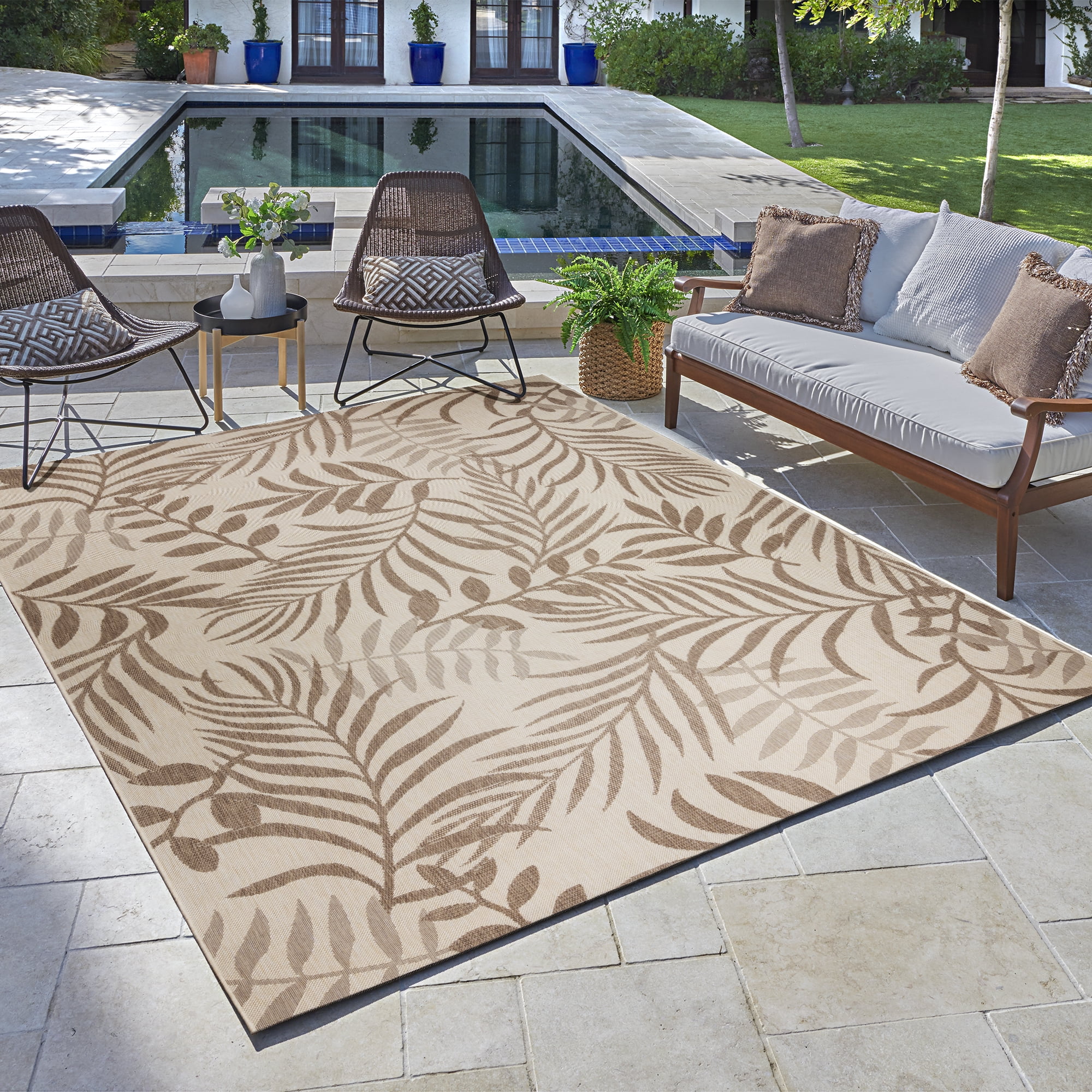 Sand Havana Botanical Leaf Indoor/Outdoor Flatweave Area Rug 6' x 9'