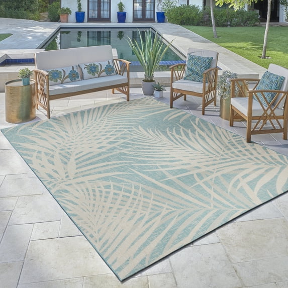 Gertmenian Paseo Paume Coastal Floral Oasis and Sand Indoor/ Outdoor Area Rug, 5x7