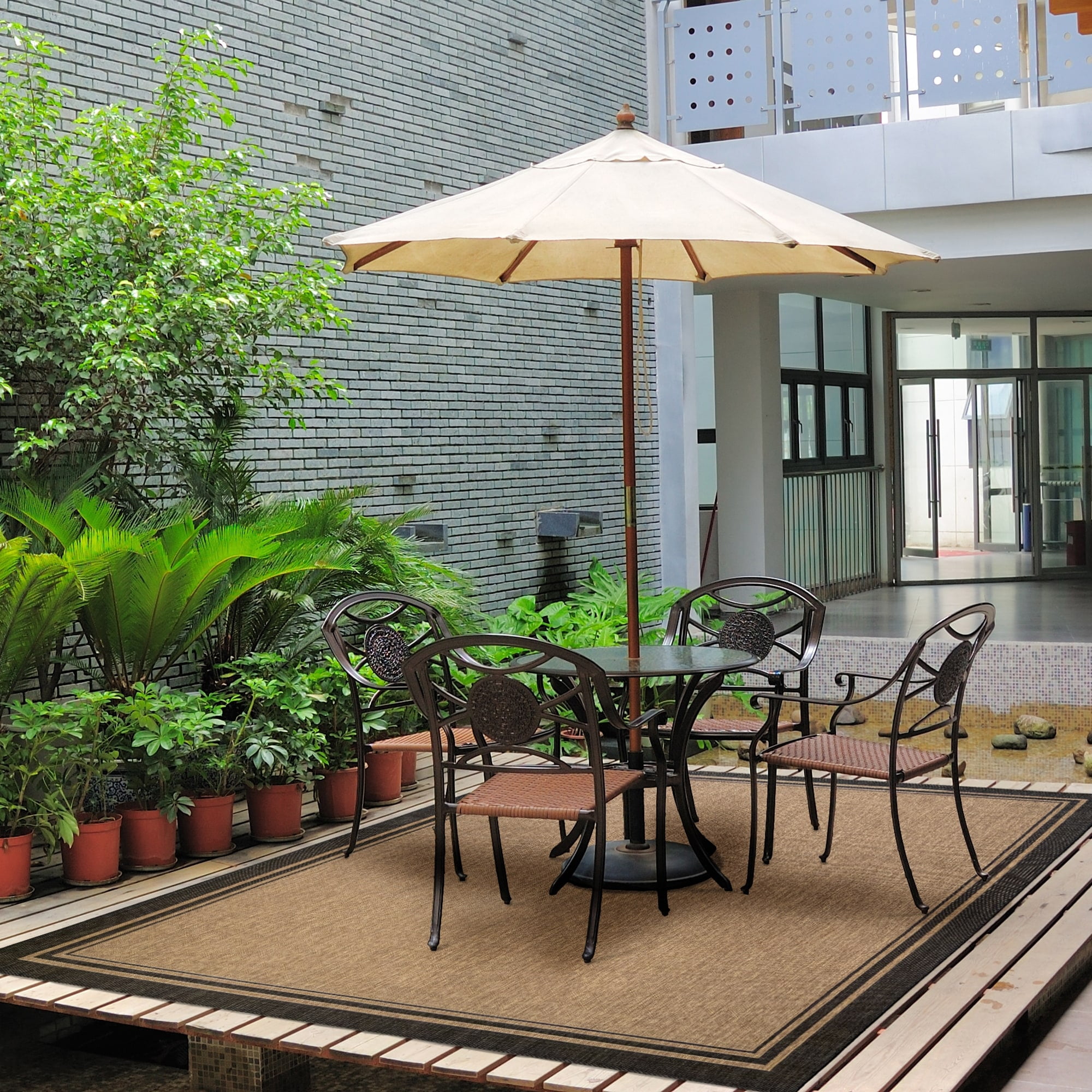 Gertmenian Paseo Soroa Chestnut Black Border Indoor Outdoor Area