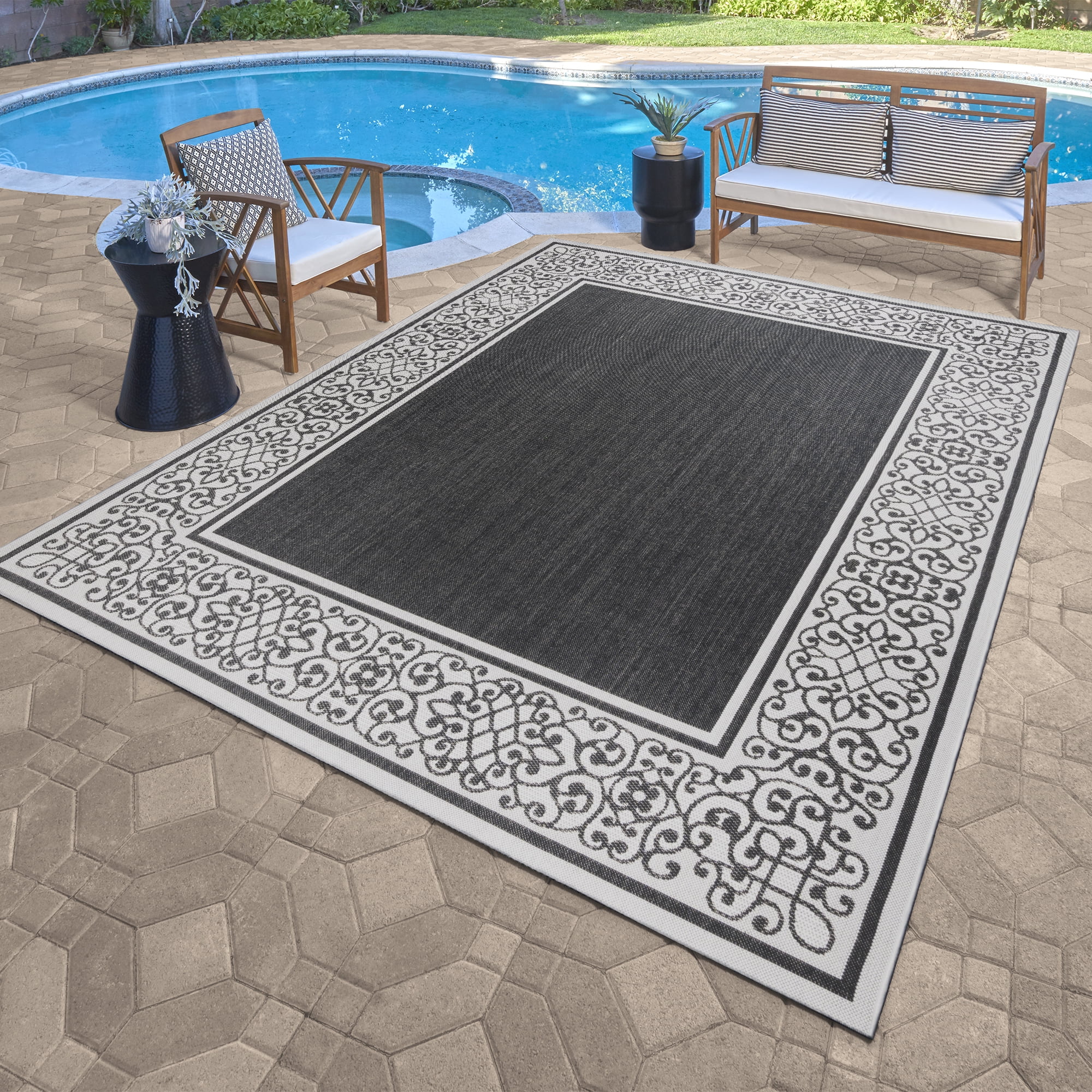 Gertmenian Paseo Tedo Transitional Damask Black/White Outdoor Area Rug, 6x9