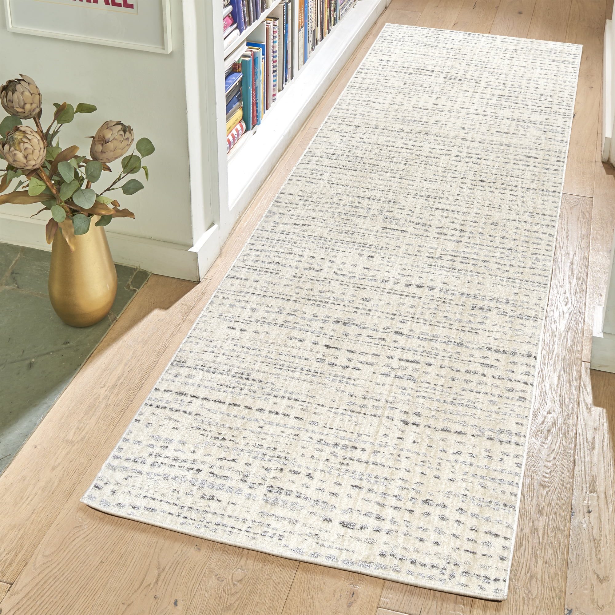 Ivory and Gray Tufted Synthetic Runner Rug, 2'2" x 6'