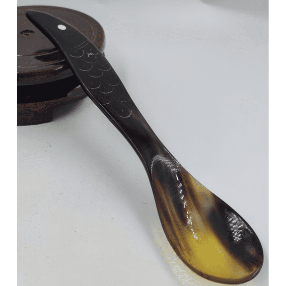 Get 1 piece Medieval Genuine Horn Spoon Handcrafted For Viking Events Cosplay stirring spoon ice cream teaspoon Buffalo Horn Spoons EC299
