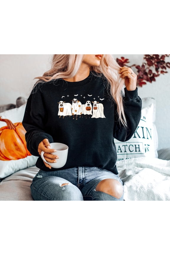 Ghost Cows Halloween Sweat Sweatshirt– Spooky Fall Sweater for Cow Lovers – Cute Animal-Themed Halloween Gift for Women, Teens & Kids