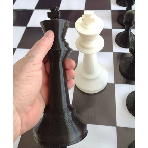 Giant 8 Inch High Chess Set With 8-1/2" High Kings Indoor Outdoor