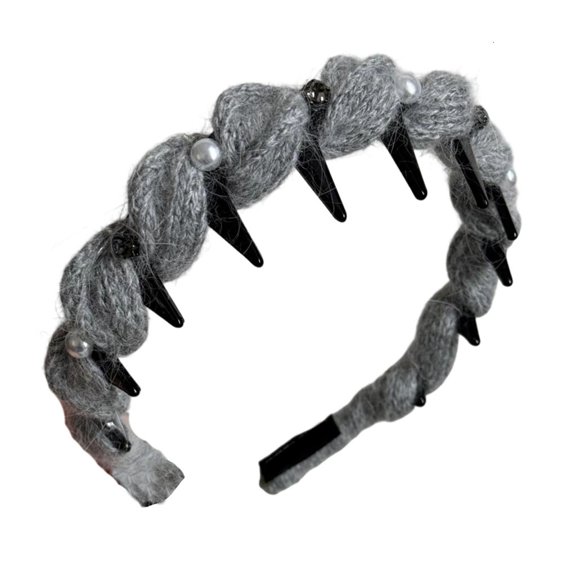 Giaone Fashion Hair Clip Hairband Strong Hold Hair Claw For Office Women Winter Outfit