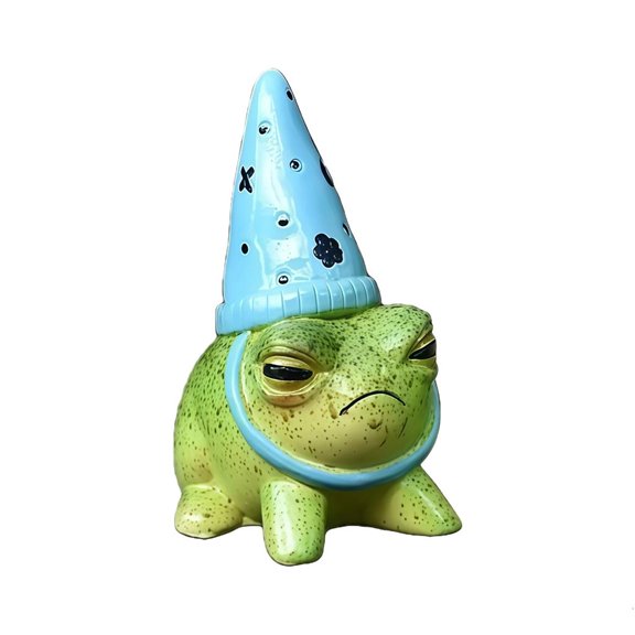 Giaone Fun Frogs Figurine with Party Hat Decorative Figurine Statue Garden Yard Home Decors Resin Ornament Holiday
