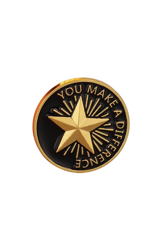 Novelty Zic Alloy Star Brooch Pin Fashion Accessory for Stage and Theme Event