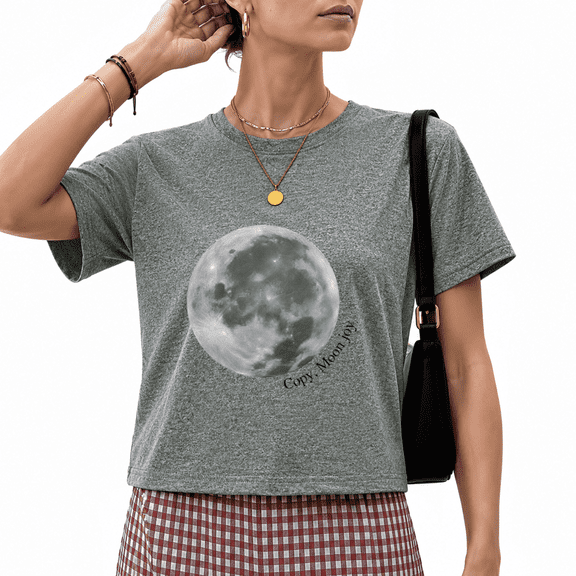 Giffimy Women's Grey Grayscale Full Moon Copy Moon Joy Celestial Graphic Short Sleeve Crop T-Shirt Comfort Crewneck XS-XL Top