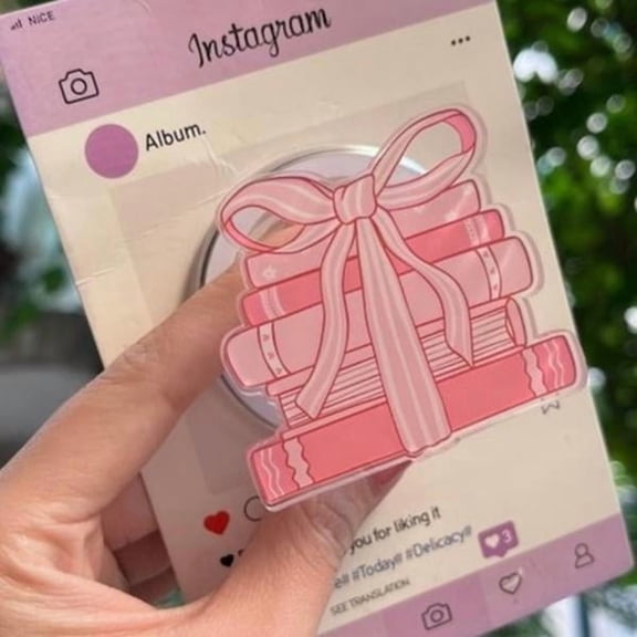 Gift Box Magnetic Phone Grip: Pink Ribbon Gift Stack Popsocket, Cute Book-Inspired Phone Holder, Perfect Gift for Book Lovers & Friends