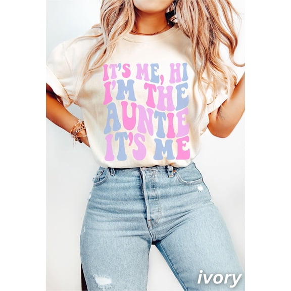 Gift for Aunt, Funny Aunt Shirt, Its Me Hi Im the Auntie, Pregnancy Announcement for Aunt, Retro Aunt Shirt, Eras Aunt Shirt