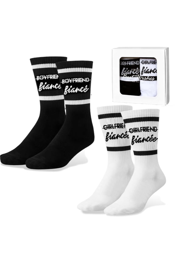 Gifts for Couples 2 Paires Funny Novelty Socks for Women Men Engagement Anniversary Wedding Valentines Romantic Gifts