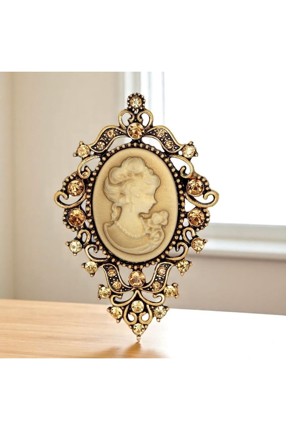 Gifts for women-Vintage Crystal Leaf Brooch Diamond Pin European American Accessory