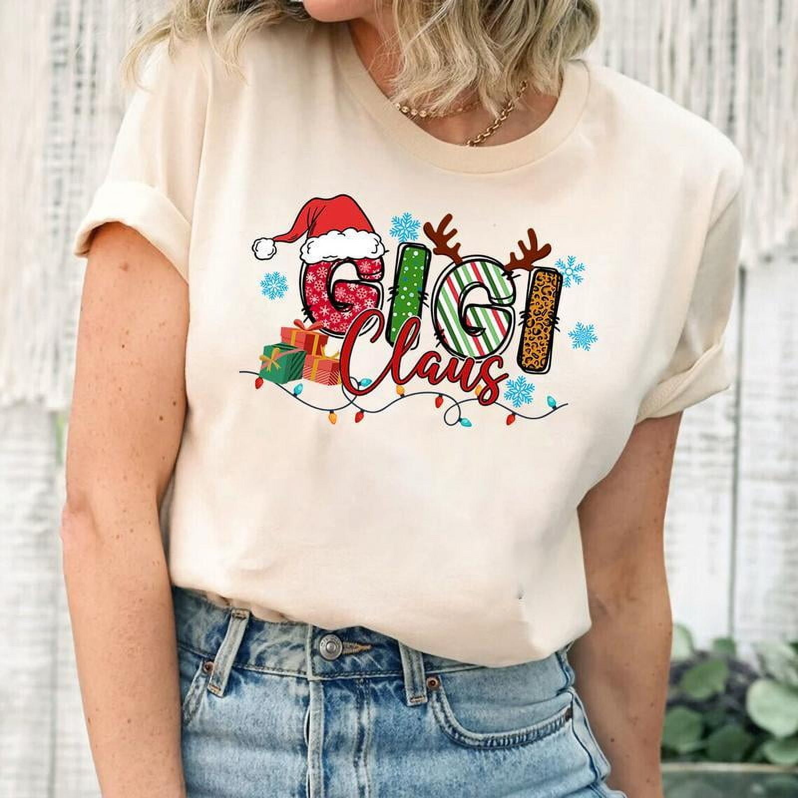 Gigi Claus . Christmas Sweat. Grandma . Gigi T. Gift for Grandma