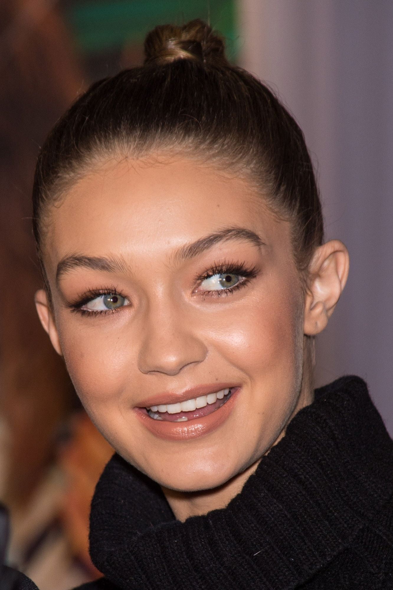 Gigi Hadid In Attendance For Sports Illustrated Celebrates Swimsuit 2016 Swim City Canvas Art - (16 x 20)