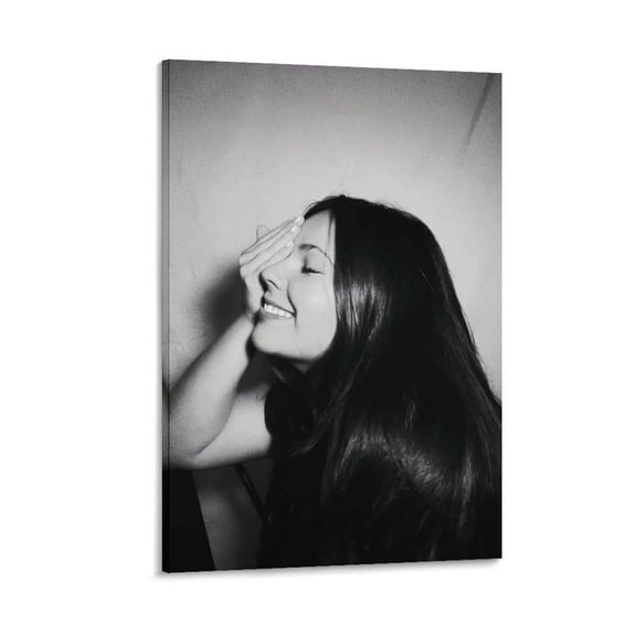 Gigi Perez 18 Canvas Poster Wall Decorative Art Painting Living Room Bedroom Decoration Gift