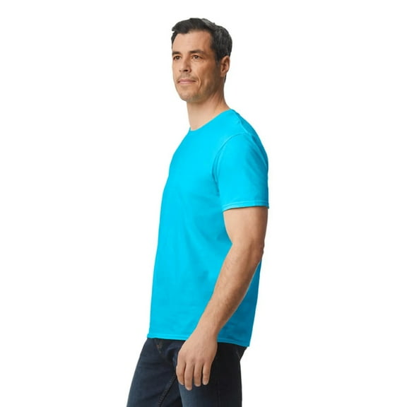 Gildan Men's Softstyle Lightweight Cotton T-Shirt, Modern Classic Fit Crewneck Tee, Caribbean Blue, M