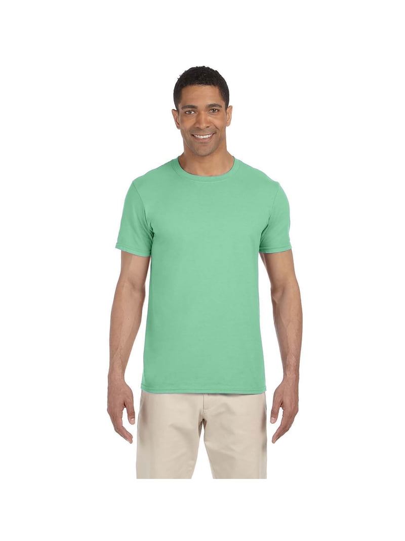 Gildan Men's Softstyle T-Shirt - Preshrunk Cotton Tearaway Label Tee (Multiple Colors & Sizes)