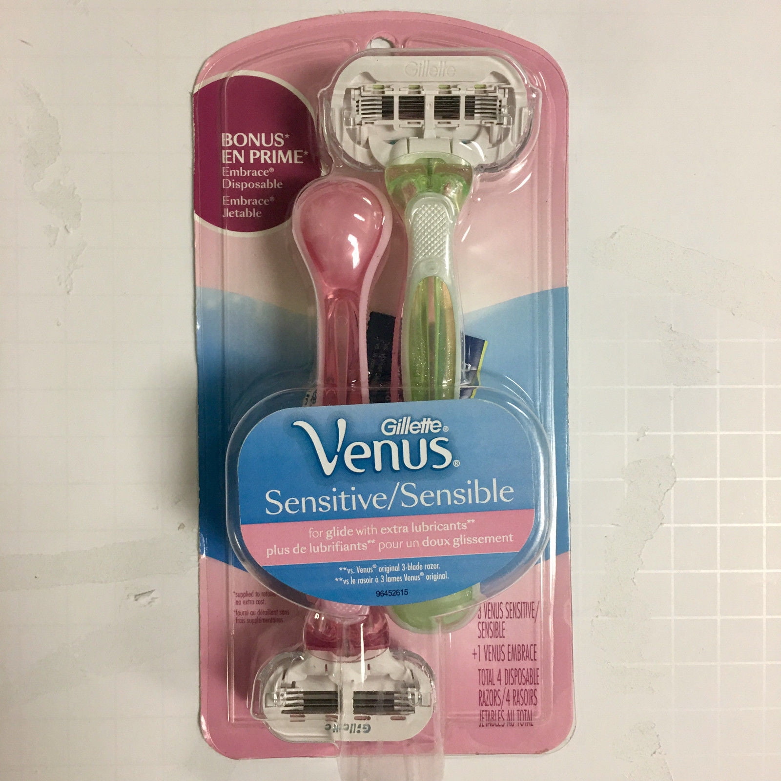 Gillette Venus Sensitive Skin & Venus Embrace Women's Disposable Razor ...