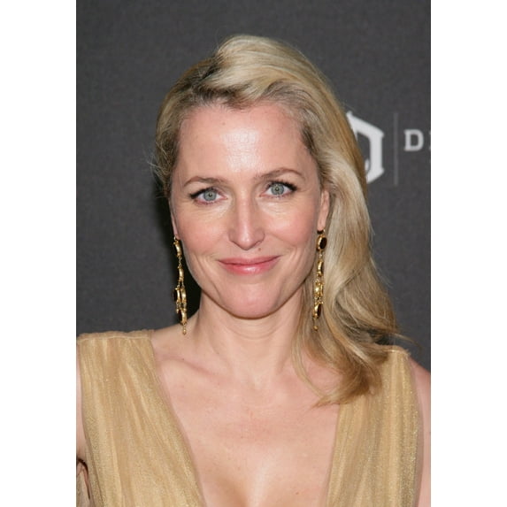 Gillian Anderson At The After-Party For The Weinstein Company & Netflix 2016 Golden Globe After Party Robinsons May