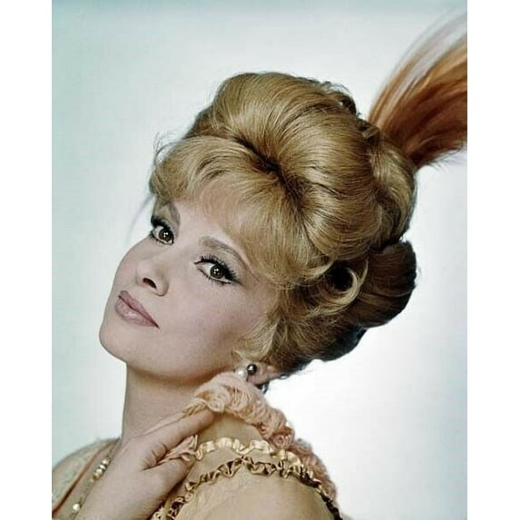 Gina Lollobrigida studio portrait 1960's iwith blonde hair 11x17 poster