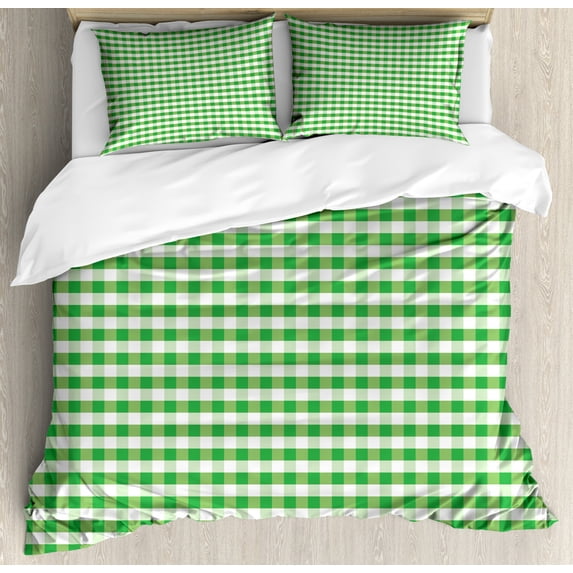 Gingham Queen Size Duvet Cover Set, Picnic Blanket Inspired Green and White Plaid Retro Gingham Checkered Pattern, Decorative 3 Piece Bedding Set with 2 Pillow Shams, Green and White, by Ambesonne