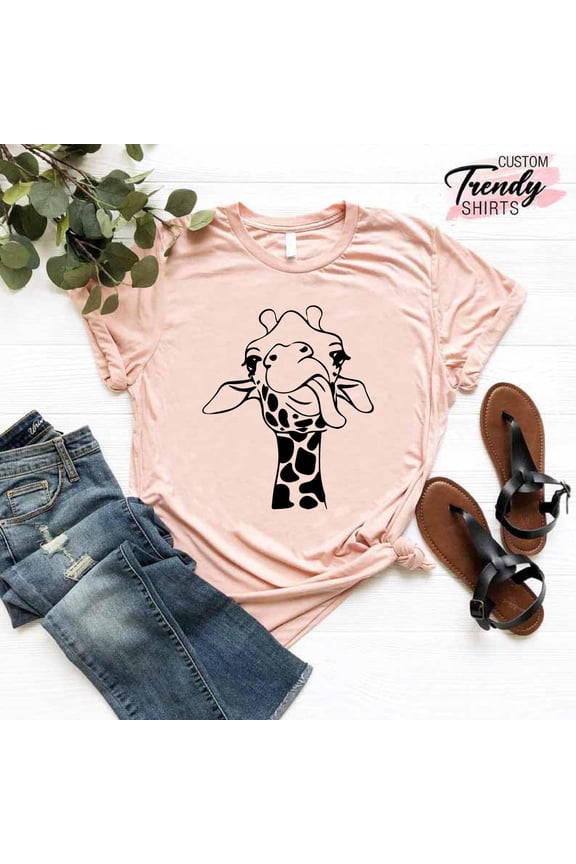 Giraffe Shirt, Giraffe Lover Gift, Giraffe Shirt Women, Animal Lover Shirt, Animal Lover Gift,Animal Shirt for Women,Giraffe Tee SWEATSHIRT All Size S-5XL