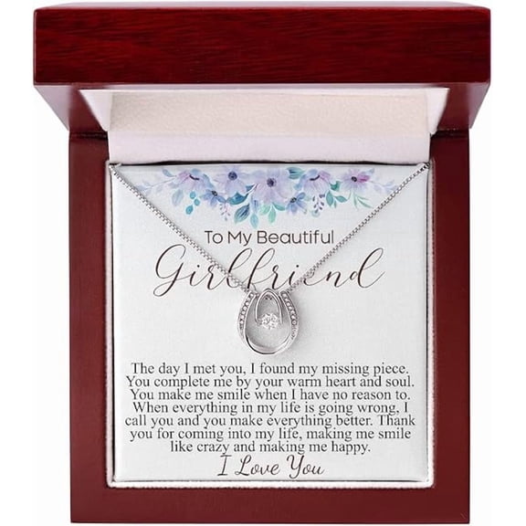 To My Girlfriend Queen Necklace, Lucky in Love Necklace, Beautiful Girlfriend Necklace, Modern Fashion Girlfriend Necklace, Gift For Her with Messege Card