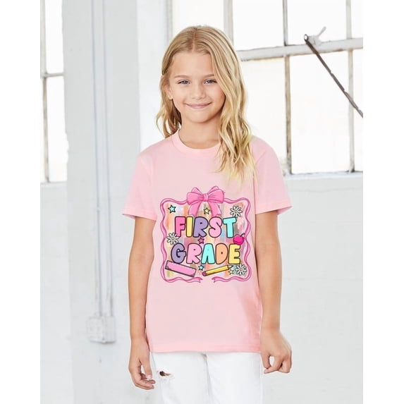 Girls First Grade Back to School T-Shirt Cute Pink Bow Design - Gift for Back to school