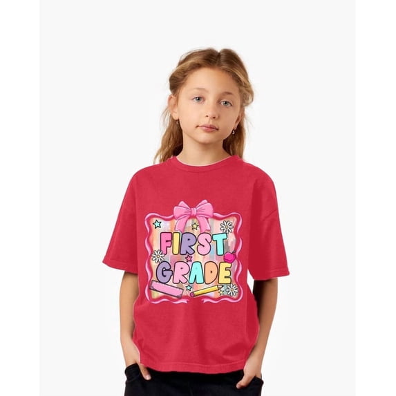 Girls First Grade Back to School T-Shirt Cute Pink Bow Design - Gift for Back to school