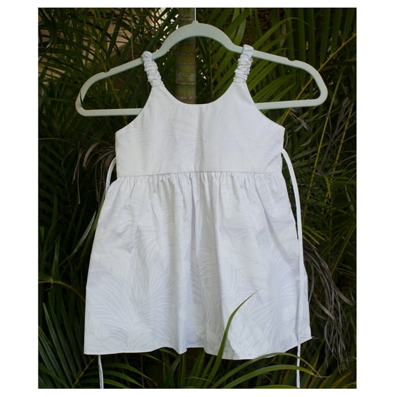 Girls Hawaii Style Sun Dress, White Flower on White Background. Made in Hawaii. Size 7/8