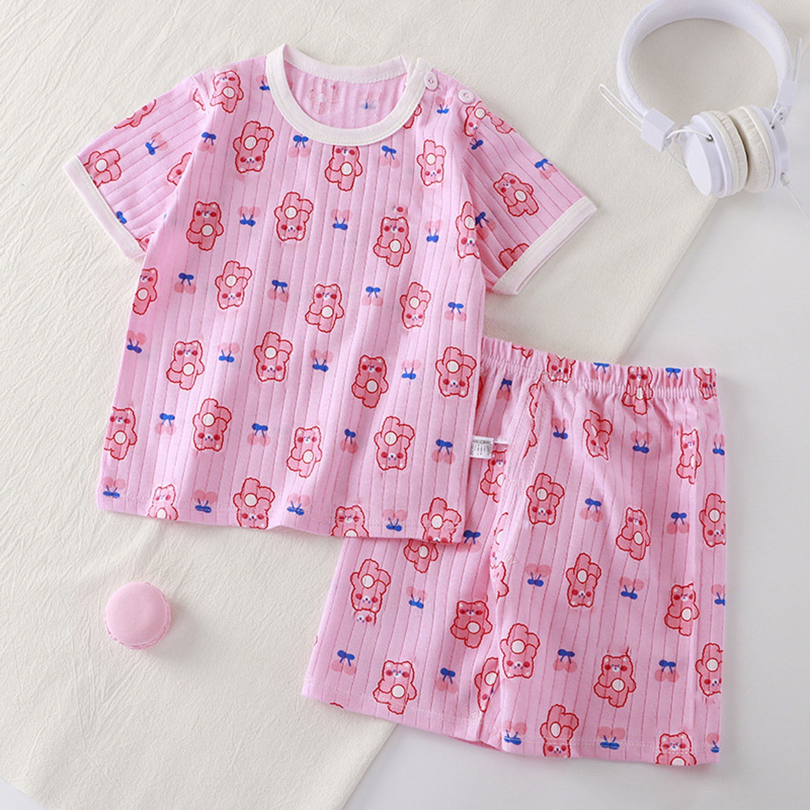 Lu's Chic Women's Cute Graphic Pajama Set - Pink Cat Print, Cotton Blend Shorts & Tee Sleepwear