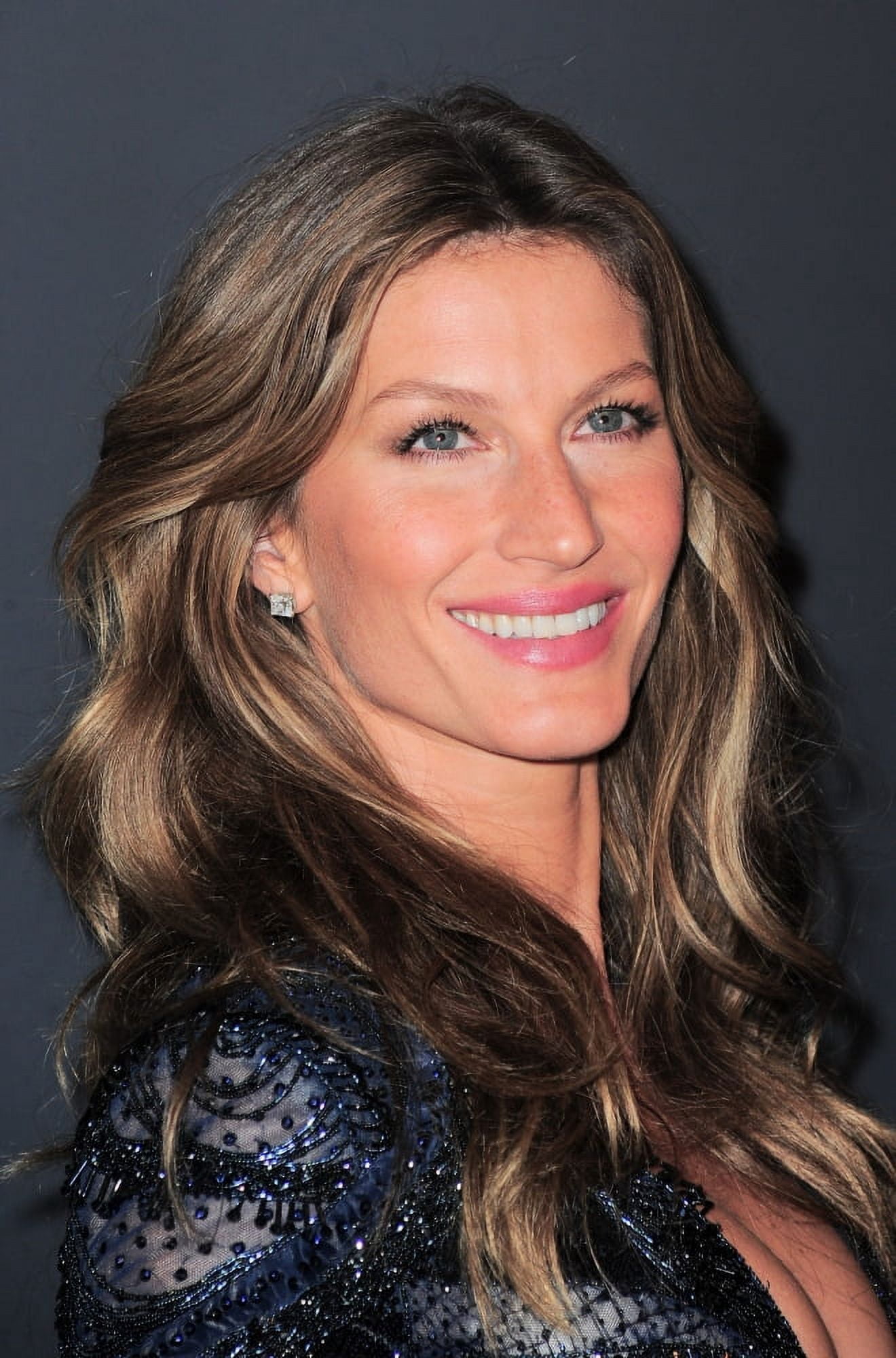Gisele B¬èndchen At Arrivals For Wsj Magazine Hosts The 2013 Innovator Awards Canvas Art - (16 x 20)