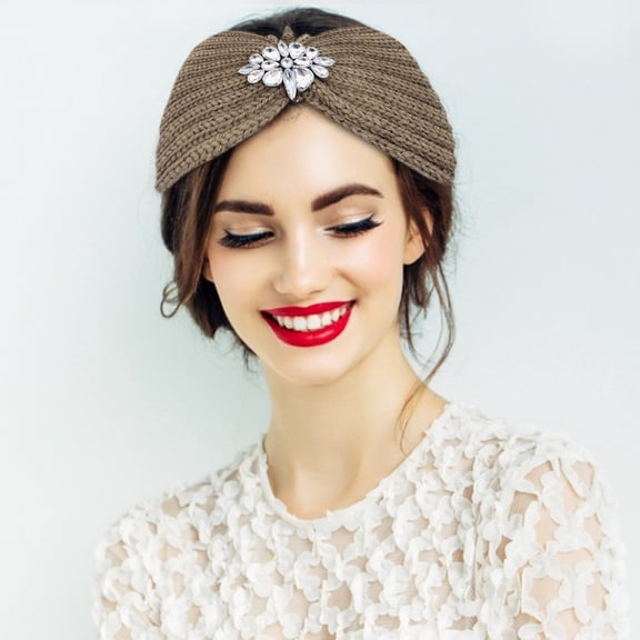 Giunmcul Women’s Knitted Wool Headband with Rhinestone Detailing Warm Elastic Design for Casual Winter Wear and Bohemian Style