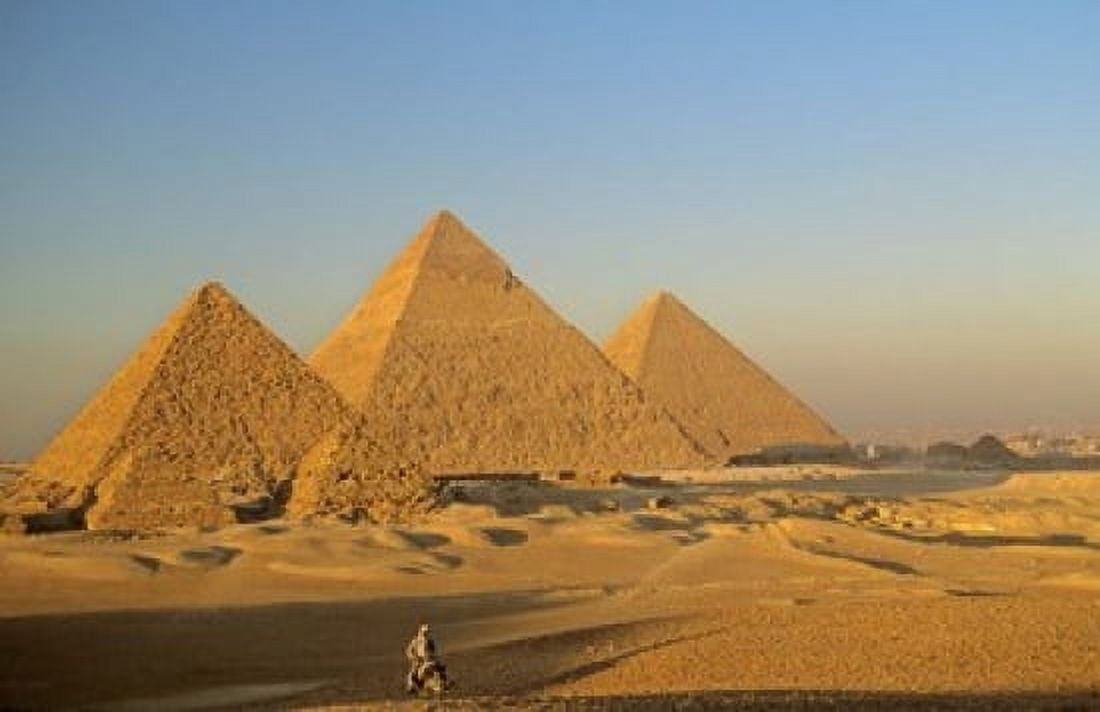Giza Pyramid Giza Plateau Old Kingdom Egypt Canvas Art - Kenneth Garrett DanitaDelimont (36 x 24)