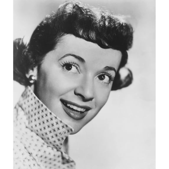 Gizele Mackenzie Portrait (8 x 10)